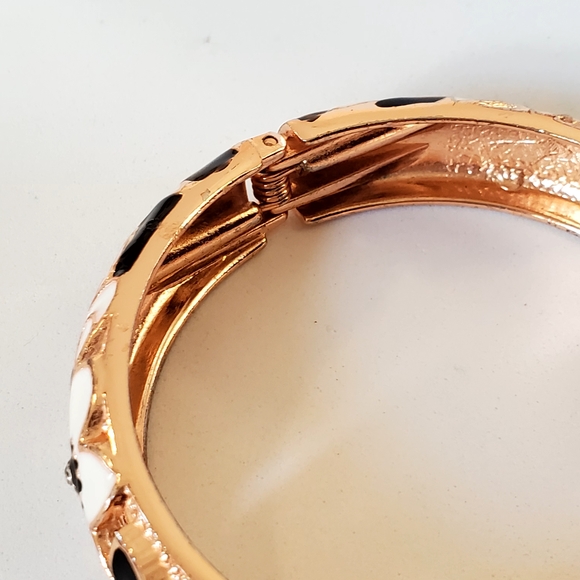 Cloisonne Hinged Signed Goldtone Floral Bangle Black & White Vintage 80s - Picture 6 of 12
